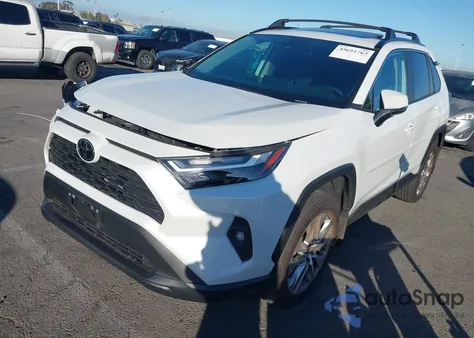 2025 Toyota Rav4 Xle Premium z USA, uszkodzony, nr VIN 2T3C1RFV9SW396722